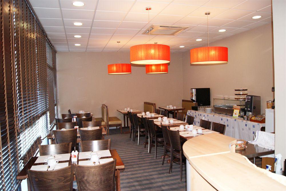 Aka Lyon Est酒店