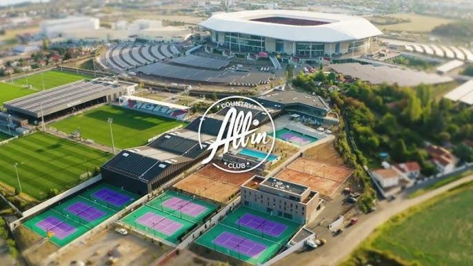 Aka Lyon Eurexpo Arena Stadium